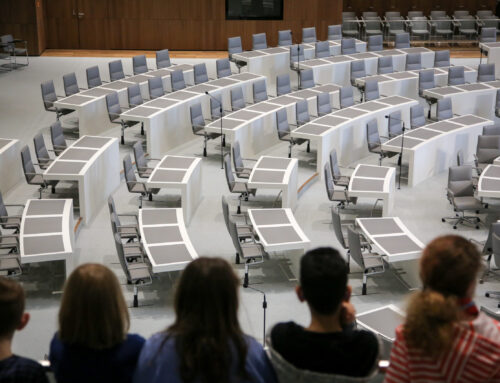 Mit der Kreisjugendpflege den Landtag erkunden